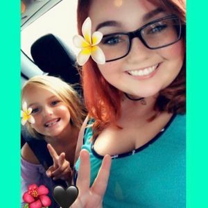 Meet your Posher, Monica